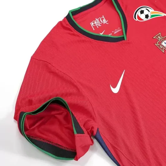Portugal Equipacione Qualidade TAILANDESA Primeiro Kit 2024 Versão Jogador Portugal Equipacione Qualidade TAILANDESA Primeiro Kit 2024 Versão Jogador