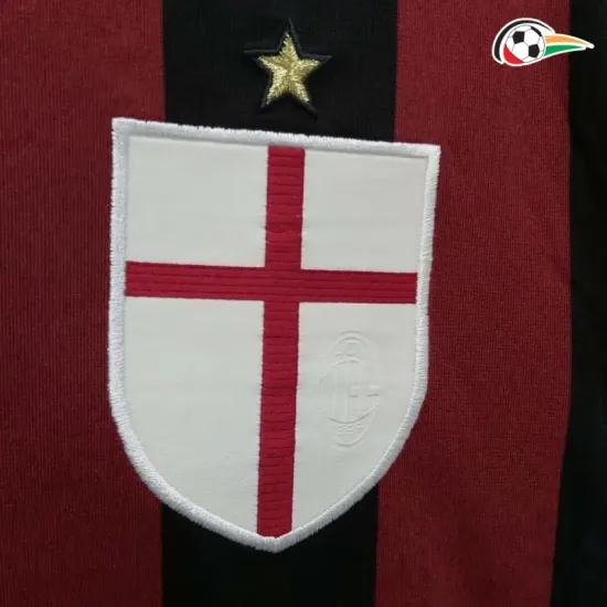 AC Milan Camisa Qualidade Premium Home Primeiro Kit 2015/16 Retro AC Milan Camisa Qualidade Premium Home Primeiro Kit 2015/16 Retro