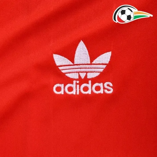 Equipacione Manchester United Replicas Local Primeiro Kit 1982/84 Classicas Equipacione Manchester United Replicas Local Primeiro Kit 1982/84 Classicas