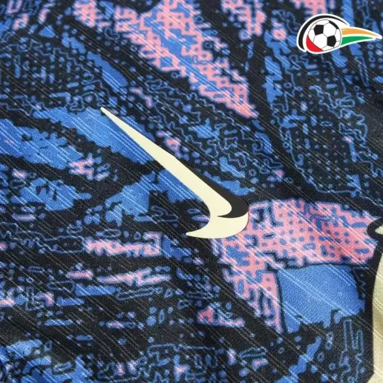 Camiseta Club América Futebol Alternativa Terceiro Kit 2024/25 Versão Jogador Preto/Azul Camiseta Club América Futebol Alternativa Terceiro Kit 2024/25 Versão Jogador Preto/Azul