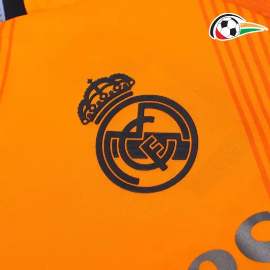 Camisola Real Madrid Replicas Segundo Kit 2024/25 Versão Jogador Amarelo Camisola Real Madrid Replicas Segundo Kit 2024/25 Versão Jogador Amarelo