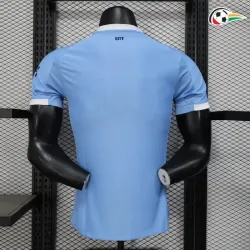 Camiseta Manchester City Replicas Local Primeiro Kit 2025/26 Jogador Azul 