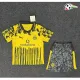 Borussia Dortmund Camisola Replicas KidSuper 2025/26 (Camisola + Calções) Amarelo Borussia Dortmund Camisola Replicas KidSuper 2025/26 (Camisola + Calções) Amarelo