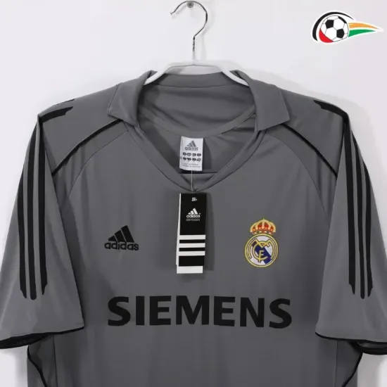 Real Madrid Camisa Qualidade AAA Thrid 2005/06 Retro Cinza