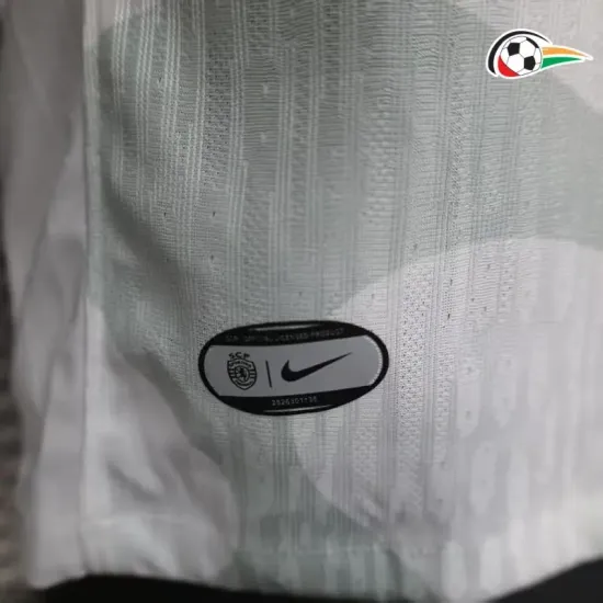 Lisboa Camisola Qualidade Premium Away 2025/26 Jogador Branco Lisboa Camisola Qualidade Premium Away 2025/26 Jogador Branco
