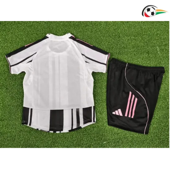 Juventus Camisa Qualidade AAA Primeiro Kit 2025/26 (Camisola + Calções) Jogador Preto/Branco Juventus Camisa Qualidade AAA Primeiro Kit 2025/26 (Camisola + Calções) Jogador Preto/Branco