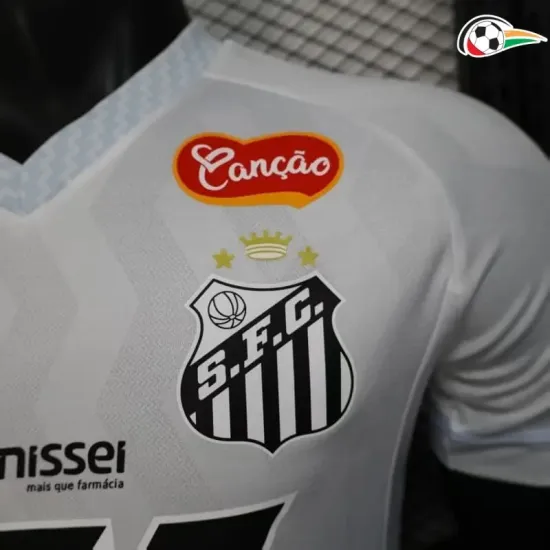 Camisola Santos FC Replicas Local 2025/26 com Publicidade Jogador Branco Camisola Santos FC Replicas Local 2025/26 com Publicidade Jogador Branco