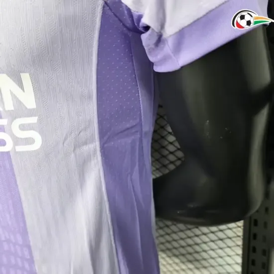 Equipacione Brighton Qualidade AAA Visitante 2025/26 Versão Jogador Roxo Equipacione Brighton Qualidade AAA Visitante 2025/26 Versão Jogador Roxo