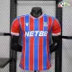 Camisola Crystal Palace FC Qualidade TAILANDESA Local Primeiro Kit 2025/26 Versão Jogador Vermelho/Azul Camisola Crystal Palace FC Qualidade TAILANDESA Local Primeiro Kit 2025/26 Versão Jogador Vermelho/Azul