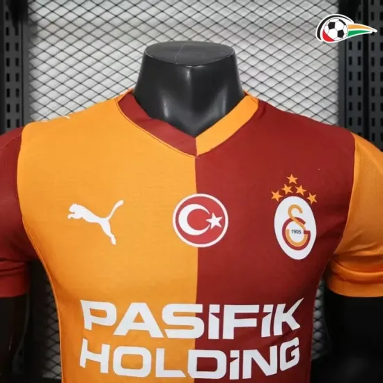 Camiseta Galatasaray Replicas Home Primeiro Kit 2025/26 Jogador Vermelho/Laranja Camiseta Galatasaray Replicas Home Primeiro Kit 2025/26 Jogador Vermelho/Laranja