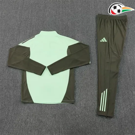 Real Madrid Camisa de treino Replicas 2025/26 (Camisola + Calções) Verde Claro