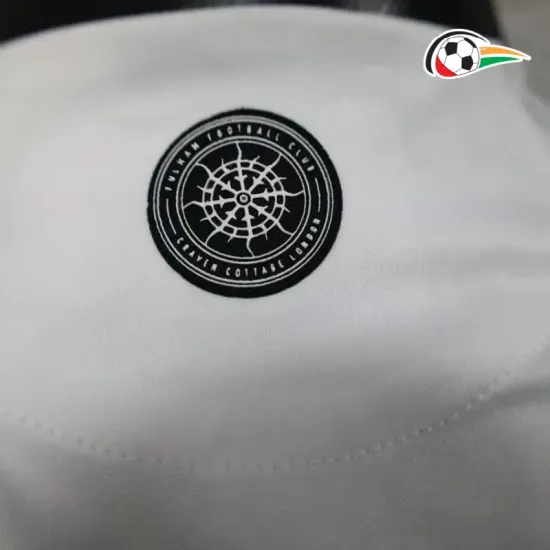Camisa Fulham F.C. Titular 2025/26 Versão Jogador Branco