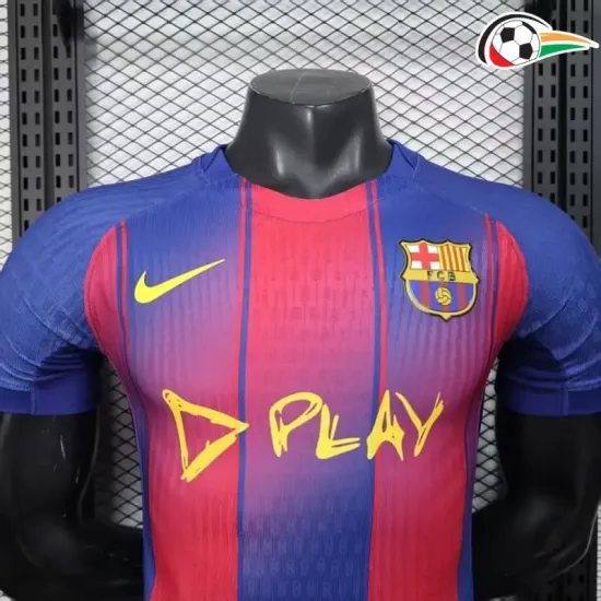 Camisa Barcelona x Ed Sheeran Titular 2025/2026 Versão Jogador Azul/Vermelho