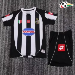 Camisa Juventus Home 2002/03 Retrô Infantil Preto/Branco