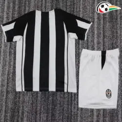 Camisa Juventus Home 2004/05 Retrô Infantil Preto/Branco