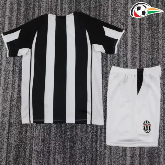 Camisa Juventus Home 2004/05 Retrô Infantil Preto/Branco
