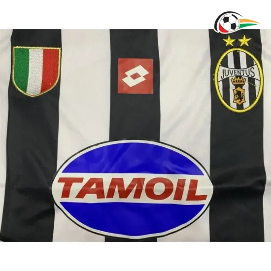 Camisa Retrô Titular Juventus 2002/03 Branco/Preto