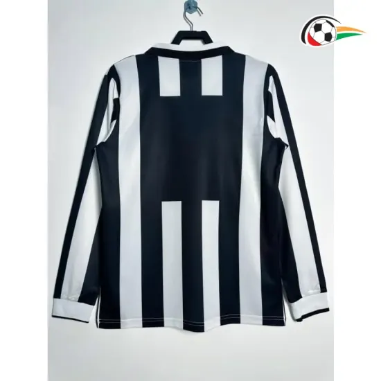 Camisa Retrô Titular Juventus 1995/97 Branco/Preto Manga Longa