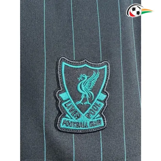 Camisa Retrô Liverpool 2025/26 Preto