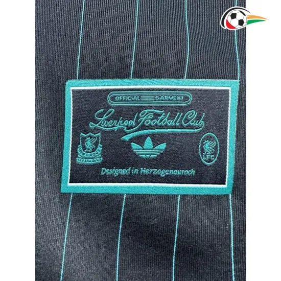 Camisa Retrô Liverpool 2025/26 Preto
