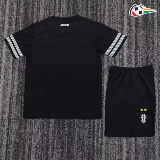 Camisa Retrô Reserva Infantil Juventus 2012/13 Preto