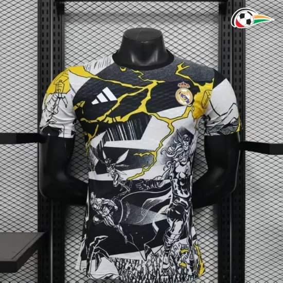 Camisa Versão Jogador Real Madrid x Marvel 2025/2026 Edição Especial Preto/Branco