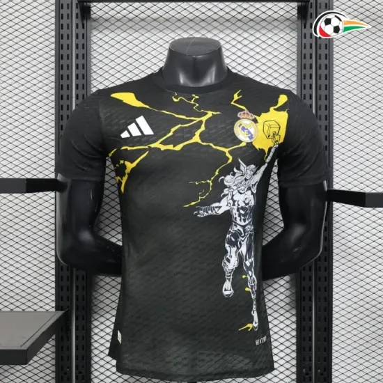 Camisa Versão Jogador Real Madrid x Marvel 2025/2026 Edição Especial Preto