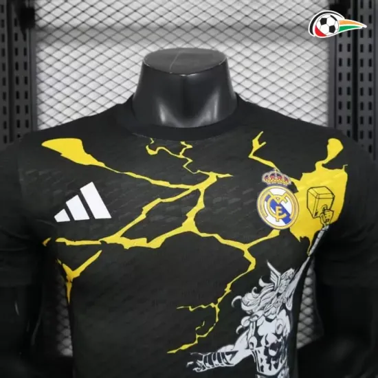 Camisa Versão Jogador Real Madrid x Marvel 2025/2026 Edição Especial Preto