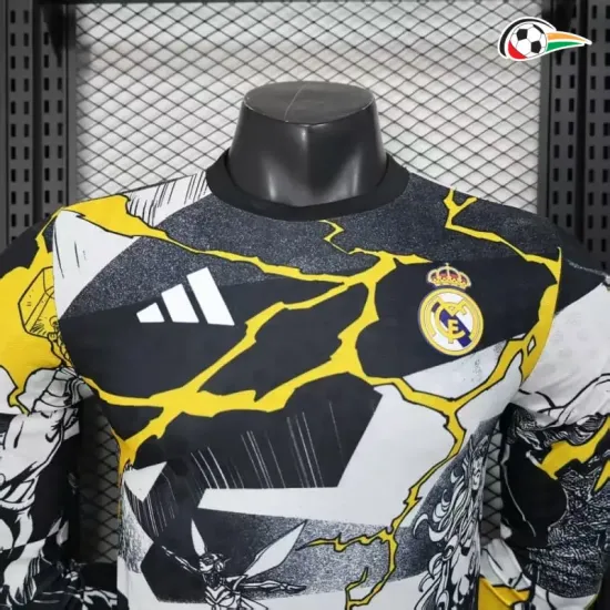Camisa Versão Jogador Real Madrid x Marvel Edição Especial 2025/2026 Manga Longa