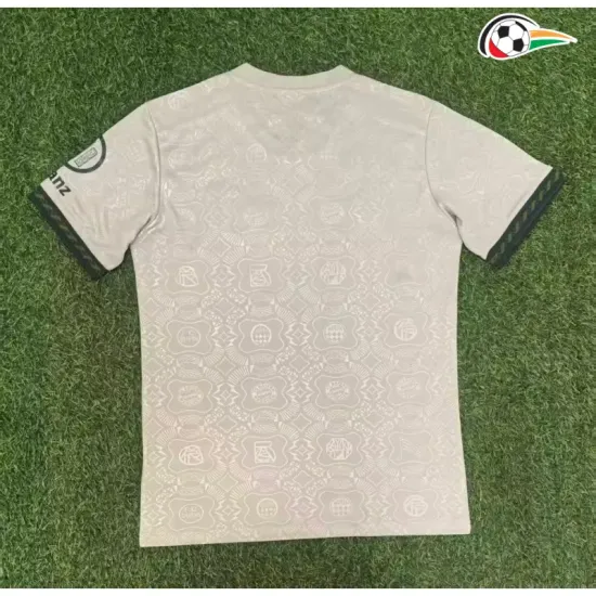 Camisa Bayern Múnich 2025/2026 Oktoberfest Off White