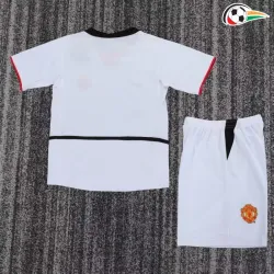 Camisa Retrô Reserva Infantil Manchester United 2002/03 Branco