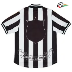 Camisa Retrô Titular Newcastle United 1997/99 Preto/Branco
