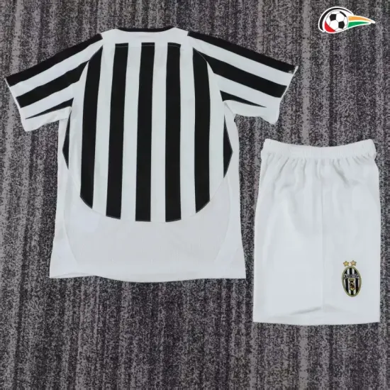 Camisa Retrô Titular Infantil Juventus 2003/2004 Branco/Preto