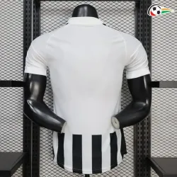 Camisa Titular Versão Jogador Juventus 2026/2027 Preto/Branco