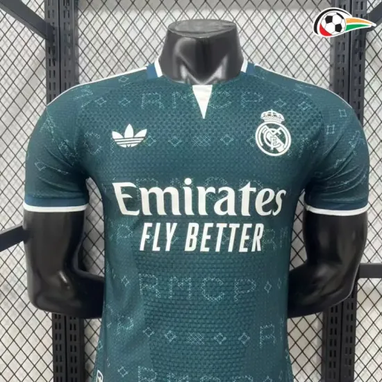Camisa Versão Jogador Real Madrid 2026/2027 Verde Escuro