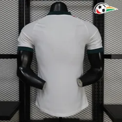 Camisa Titular Versão Jogador Real Madrid 2026/2027 Branco com Patch HP