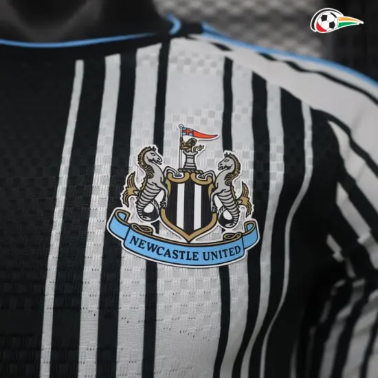 Camisa Titular Versão Jogador Newcastle United 2026/2027 Preto/Branco Manga Longa
