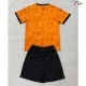 Camisa Titular Infantil Wolverhampton Wanderers 2026/2027 Amarelo