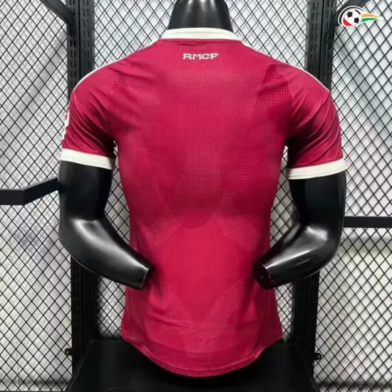 Camisa Versão Jogador Real Madrid 2026/2027 Vermelho com Patch HP