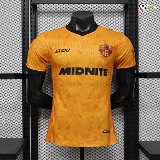 Camisa Titular Versão Jogador Wolverhampton Wanderers 2026/2027 Amarelo