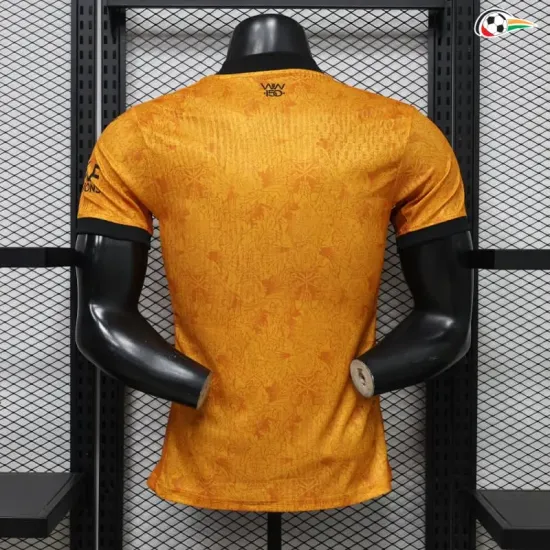 Camisa Titular Versão Jogador Wolverhampton Wanderers 2026/2027 Amarelo