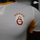 Camisa Reserva Versão Jogador Galatasaray 2026/2027 Branco/Laranja