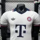 Camisa Reserva Versão Jogador Bayern Múnich 2026/2027 Branco