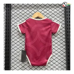 Camisa Alternativa Real Madrid 2026/2027 Rosa Baby