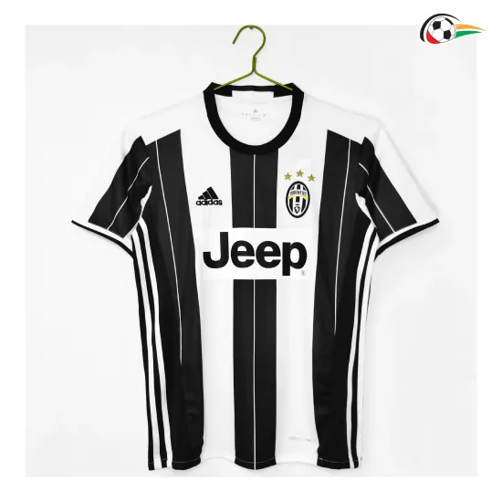 Camisa Retrô Titular Juventus 2016/2017 Preto/Branco
