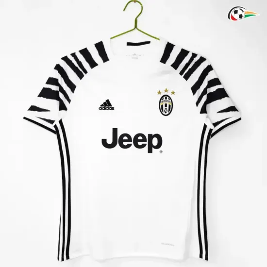 Camisa Retrô Alternativa Juventus 2016/17 Branco