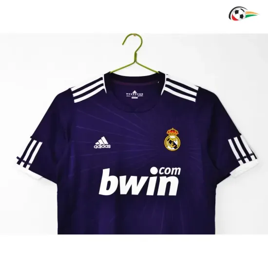 Camisa Retrô Alternativa Real Madrid 2010/11 Roxo