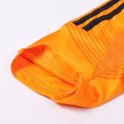 Real Madrid 24/25 Conjunto de Visitante Infantil de Manga Curta Laranja
