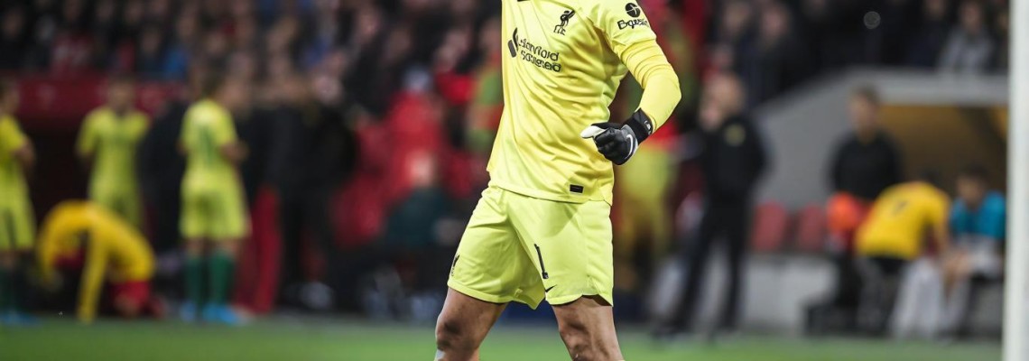 Alisson Becker: Camisas Icônicas do Liverpool e Seleção | Garanta a Sua! Alisson Becker: Camisas Icônicas do Liverpool e Seleção | Garanta a Sua!